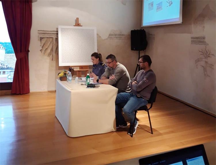 Rovinjska policija educirala privatne iznajmljivače